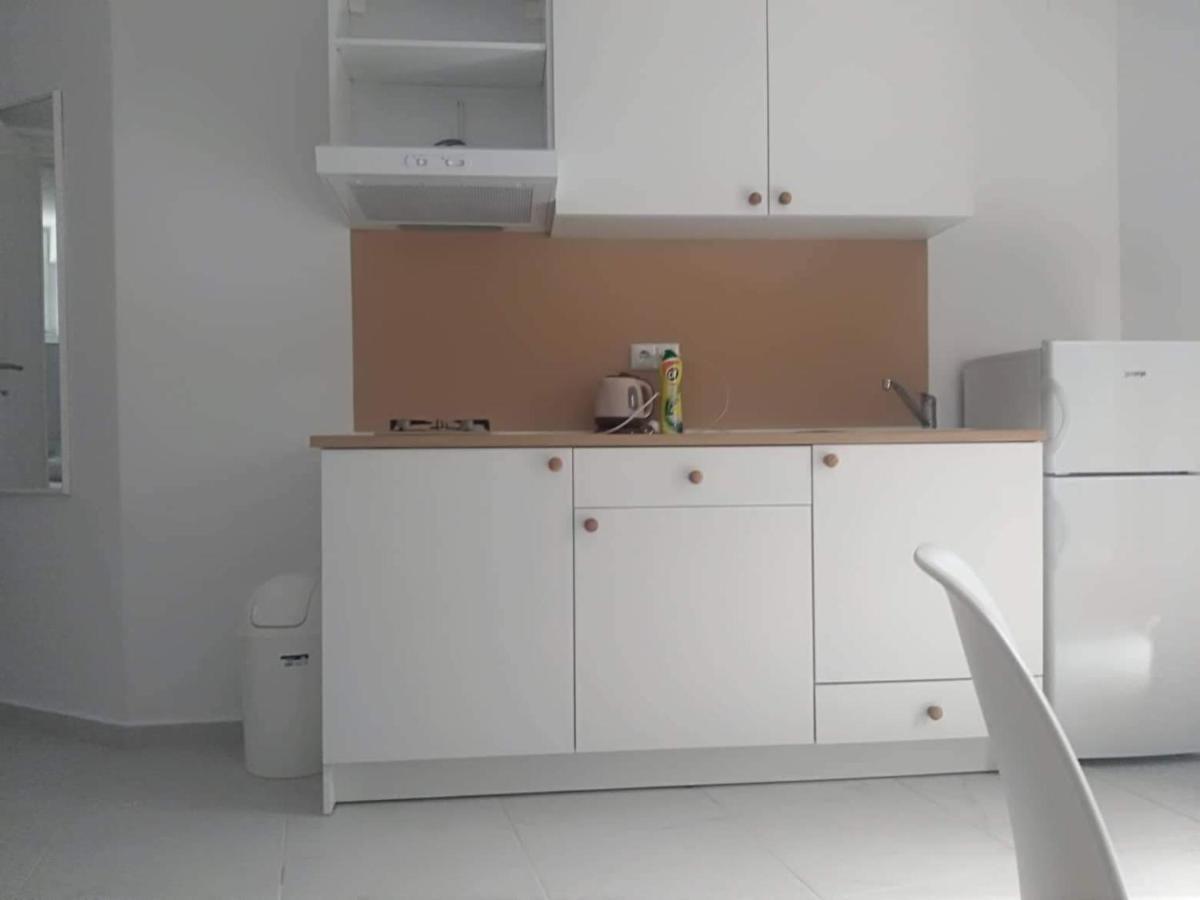 Apartmani Kristina ซริกเวนิซา ภายนอก รูปภาพ